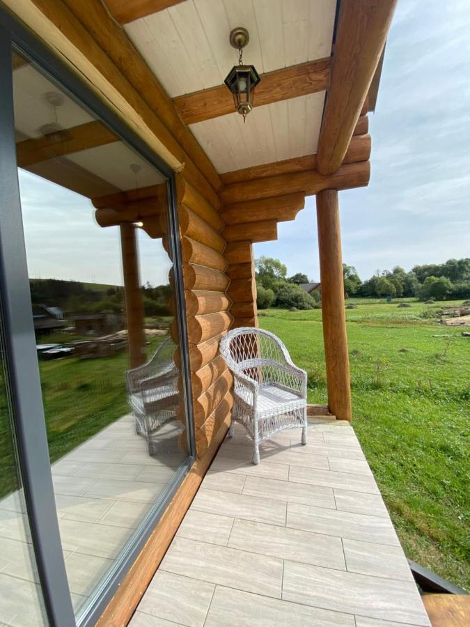 Чотири Сезони Hotel Izki Exterior photo