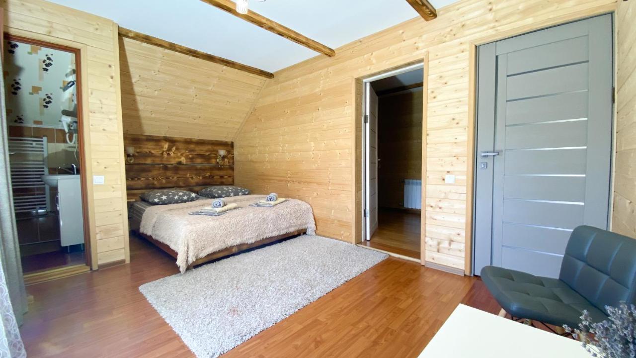 Чотири Сезони Hotel Izki Exterior photo