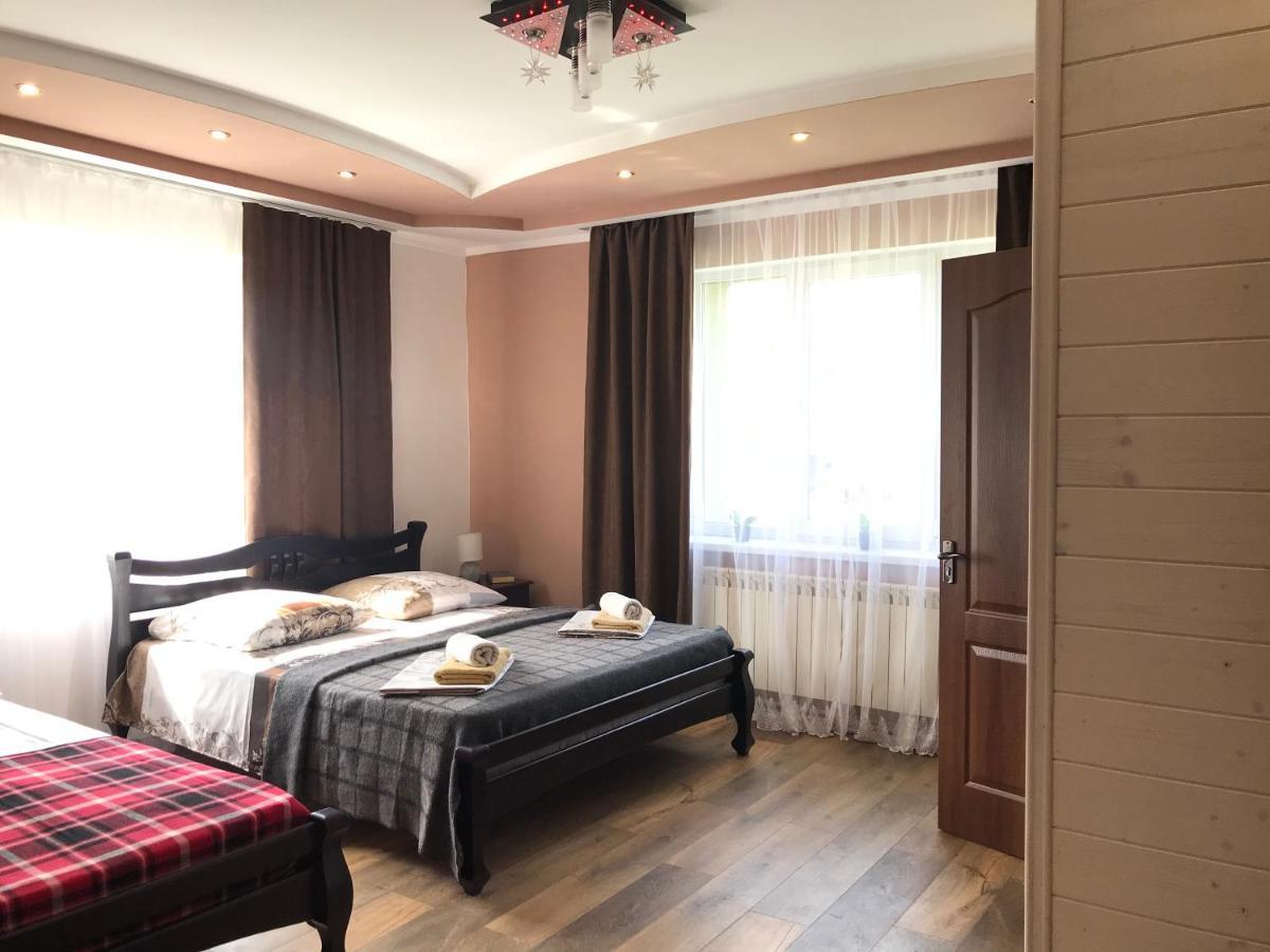 Чотири Сезони Hotel Izki Exterior photo